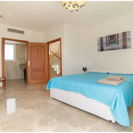 Marina Villa *